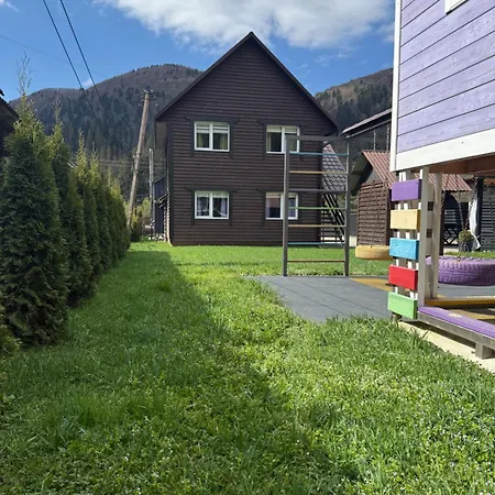 Ferienhaus гостинний двір