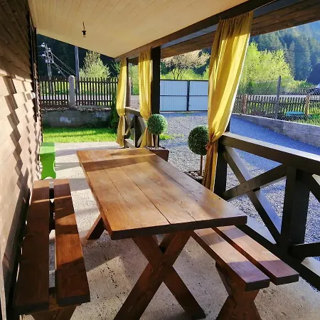 Holiday home гостинний двір