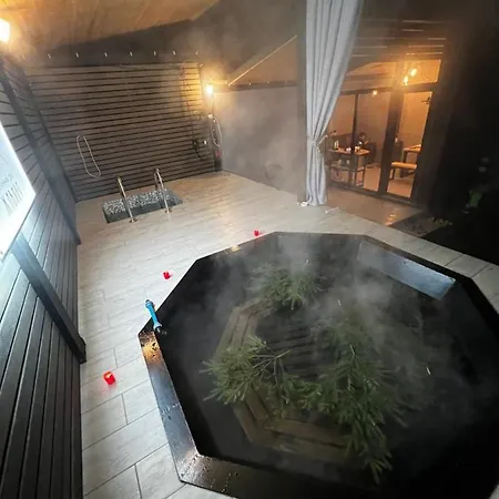 гостинний двір